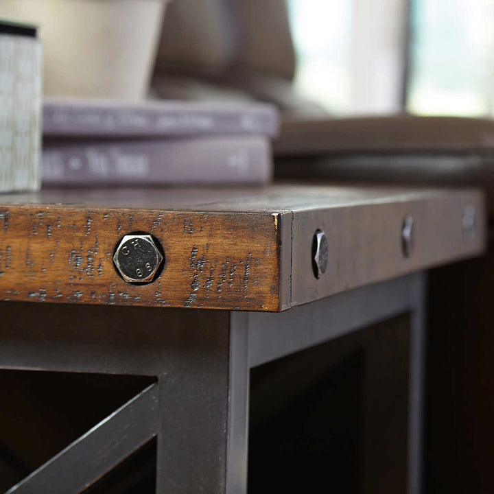 Carpenter - Side Table