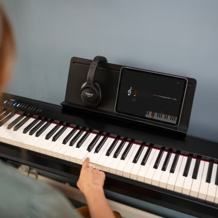 Roland - Digital Piano with bench and Nuvola-GX headphones