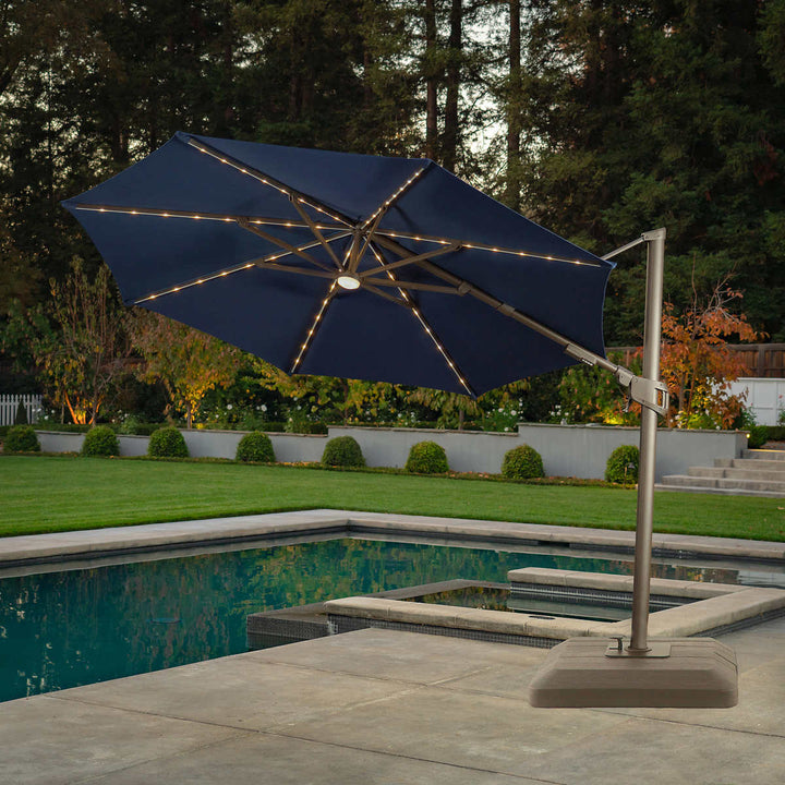 Sunvilla - Parasol rond à DEL solaire de 3,35 m (11 pi)